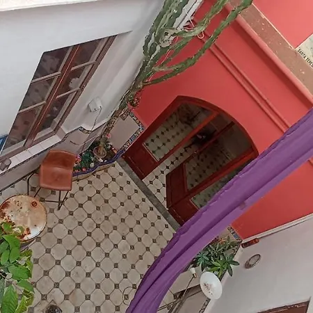 Casa Artistica *